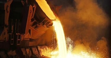 Die Bundesregierung hat sich auf ein Hilfspaket für Unternehmen geeinigt, die unter den Folgen des Ukraine-Krieges leiden. Davon wird voraussichtlich auch die Stahlindustrie profitieren. Foto: Oliver Berg/dpa