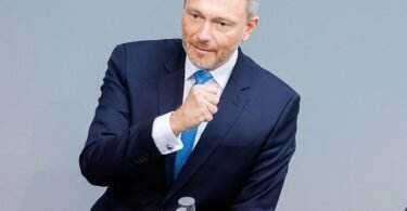 «Mehr Geld für Bürger und Bürgerinnen im Portemonnaie»: Christian Lindner. Foto: Christoph Soeder/dpa