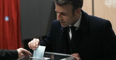 Hofft auf eine weitere Amtszeit: Emmanuel Macron. Foto: Thibault Camus/AP/dpa