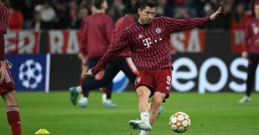 Hat beim FC Bayern München noch einen Vertrag bis zum Sommer 2023: Robert Lewandowski. Foto: Sven Hoppe/dpa