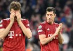 Haben jeweils noch bis 2023 einen Vertrag beim FC Bayern: Thomas Müller (l) und Robert Lewandowski. Foto: Angelika Warmuth/dpa