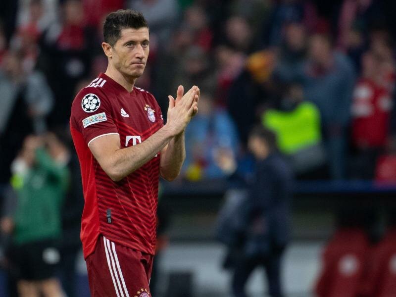 Soll das Interesse vom FC Barcelona geweckt haben: Bayern-Torjäger Robert Lewandowski. Foto: Sven Hoppe/dpa