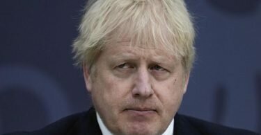 Neben Premier Boris Johnson dürfen auch Verteidigungsminister Ben Wallace und Außenministerin Liz Truss nicht mehr nach Russland einreisen. Foto: Matt Dunham/PA Wire/dpa