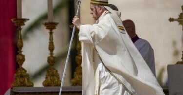 «In meinem Herzen trage ich all die vielen ukrainischen Opfer»: Papst Franziskus. Foto: Alessandra Tarantino/AP/dpa