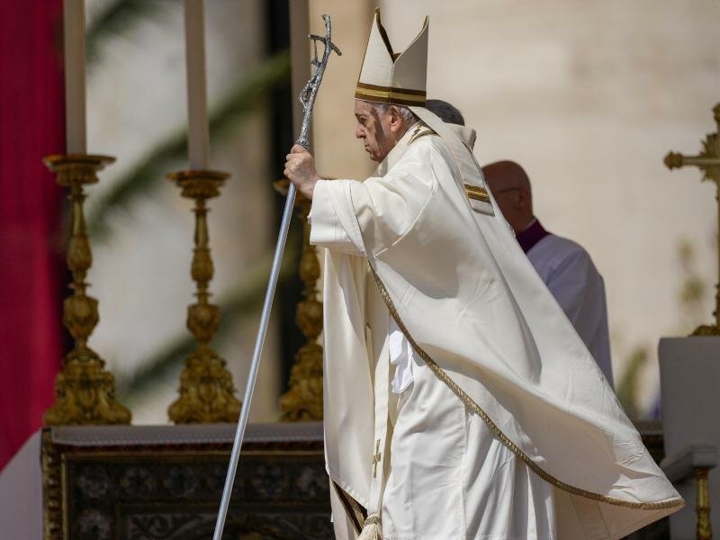 «In meinem Herzen trage ich all die vielen ukrainischen Opfer»: Papst Franziskus. Foto: Alessandra Tarantino/AP/dpa
