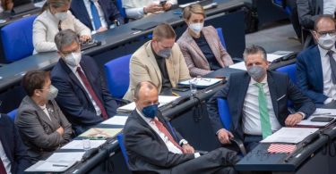 Abgeordnete der Unionsfraktion im Bundestag. Foto: Michael Kappeler/dpa