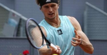 Alexander Zverev in Aktion. Foto: Paul White/AP/dpa