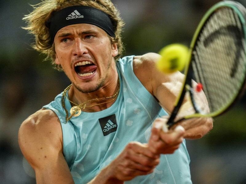 Alexander Zverev zeigt solide Leistung. Foto: Manu Fernandez/AP/dpa