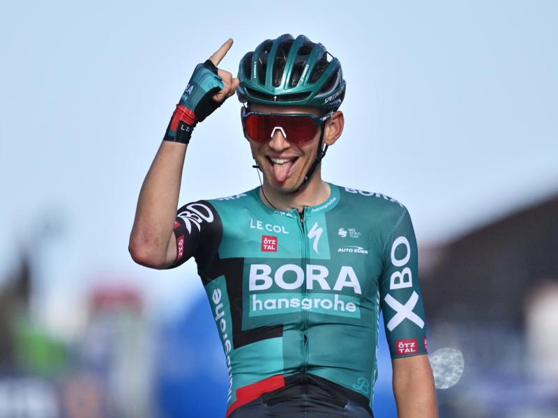 Holt sich bei der 4. Etappe des Giro d’Italia den Sieg: Lennard Kämna. Foto: Massimo Paolone/LaPresse/AP/dpa