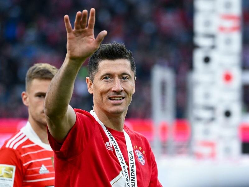 Noch steht Robert Lewandowski beim FC Bayern München unter Vertrag. Foto: Sven Hoppe/dpa
