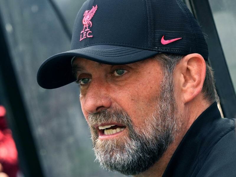 Ist im Kampf um den nationalen Titel auf Schützenhilfe angewiesen: Liverpool-Coach Jürgen Klopp. Foto: Owen Humphreys/PA Wire/dpa