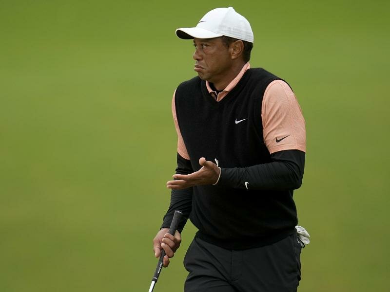 Tiger Woods musste zum ersten Mal in seiner Profi-Karriere bei einem Major-Turnier aufgeben.. Foto: Sue Ogrocki/AP/dpa
