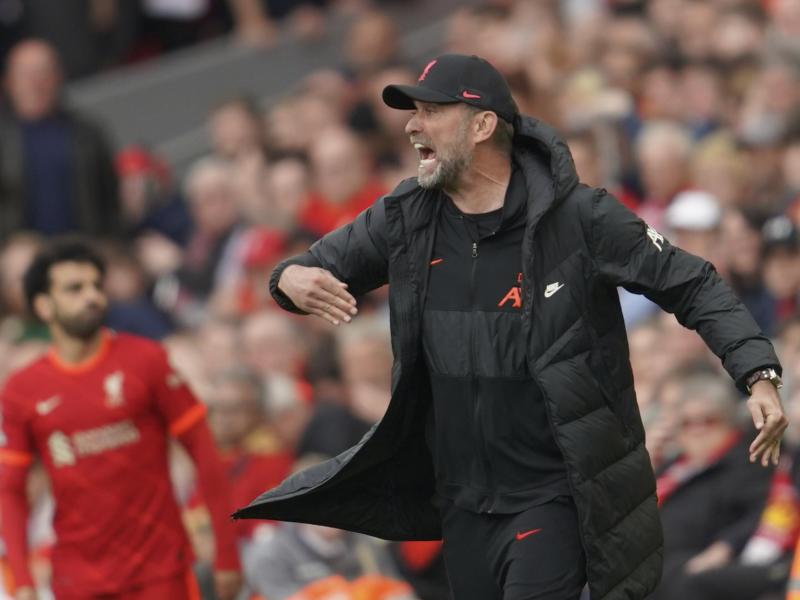 Liverpools Trainer Jürgen Klopp verpasst mit seiner Mannschaft die englische Meisterschaft. Foto: Jon Super/AP/dpa