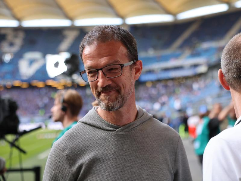 Hertha-Manager Fredi Bobic sucht einen neuen Trainer. Foto: Christian Charisius/dpa