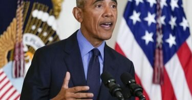 «Michelle und ich trauern mit den Familien in Uvalde», schrieb Ex-US-Präsident Barack Obama auf Twitter. Foto: Carolyn Kaster/AP/dpa