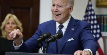 Die Regierung von US-Präsident Biden erwägt einem&nbsp;Bericht zufolge die Lieferung von Langstrecken-Raketensystemen in die Ukraine. Foto: Manuel Balce Ceneta/AP/dpa