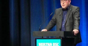 Trat trotz eines gescheiterten Misstrauensvotums zurück: Thorsten Manske. Foto: Soeren Stache/dpa