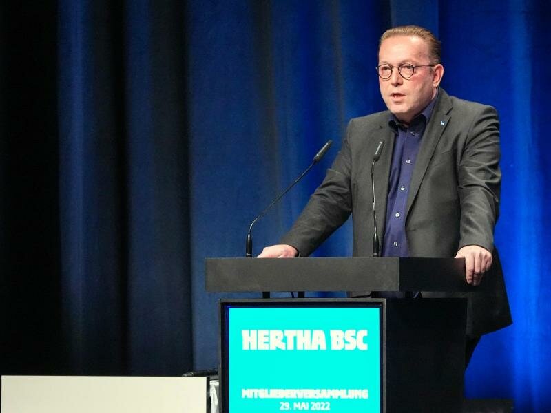 Trat trotz eines gescheiterten Misstrauensvotums zurück: Thorsten Manske. Foto: Soeren Stache/dpa