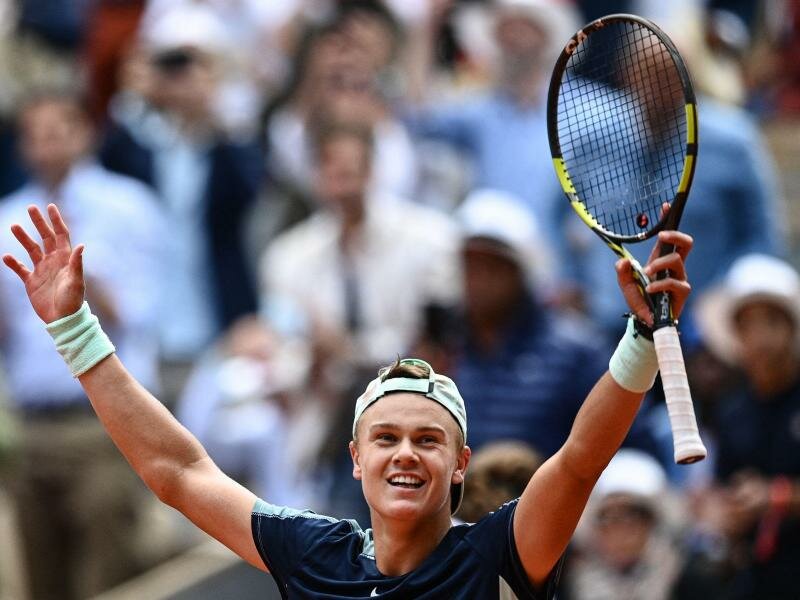 Geling die erste Überraschung bei den French Open: Holger Rune. Foto: Christophe Archambault/AFP/dpa