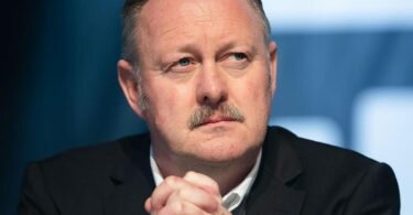 Ist weiterhin auf Trainersuche:&nbsp;Roland Virkus, Sportdirektor von Borussia Mönchengladbach. Foto: Marius Becker/dpa