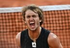 Alexander Zverev trifft im Halbfinale der French Open auf Superstar Rafael Nadal. Foto: Anne-Christine Poujoulat/AFP/dpa