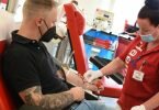 Das Rote Kreuz bittet dringend um Blutspenden. Foto: Waltraud Grubitzsch/dpa-Zentralbild/dpa