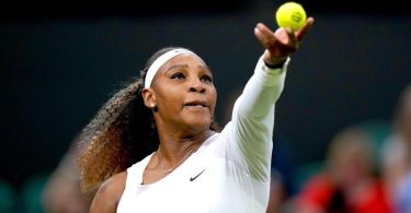 Steht Serena Williams kurz vor ihrem Wimbledon-Comeback? Das Tennis-Ass verrät noch nicht zu viel. Foto: Adam Davy/PA Wire/dpa