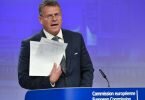 Maros Sefcovic, EU-Kommissar für interinstitutionelle Beziehungen und Zukunftsforschung, während einer Pressekonferenz im EU-Hauptquartier. Im Streit um Brexit-Regeln für die britische Provinz Nordirland geht die&nbsp;EU gegen&nbsp;London vor. Foto: Geert Vanden Wijngaert/AP/dpa
