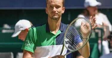 Daniil Medvedev hatte keine Mühe, sein Auftaktmatch in Halle zu gewinnen. Foto: Friso Gentsch/dpa