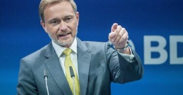 Bundesminister der Finanzen Christian Lindner (FDP) spricht beim «TDI - Tag der Industrie» des Bundesverbandes der Deutschen Industrie (BDI). Foto: Michael Kappeler/dpa