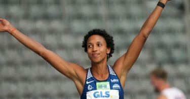 Malaika Mihambo sicherte sich in Berlin mit einem Sprung über 6,85 Meter den Titel. Foto: Soeren Stache/dpa
