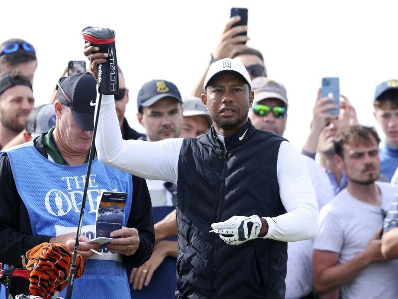 Begeistert die Massen in Schottland: Tiger Woods. Foto: Peter Morrison/AP/dpa