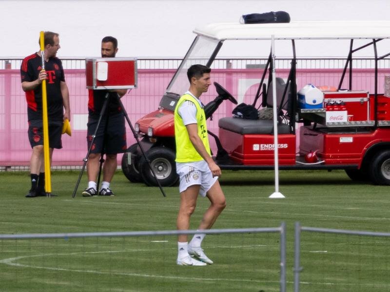 Trainiert weiter beim FC Bayern: Robert Lewandowski. Foto: Sven Hoppe/dpa