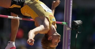 Will sich im Finale verbessert zeigen: Hochspringer Mateusz Przybylko. Foto: Charlie Riedel/AP/dpa