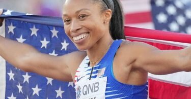 Die mehrfache Sprint-Weltmeisterin Allyson Felix aus USA, hat mit ihrem Team Bronze geholt. Foto: Michael Kappeler/dpa