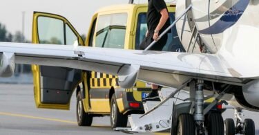 Matthijs de Ligt ist am Abend in München gelandet. Foto: Christian Kolbert/dpa
