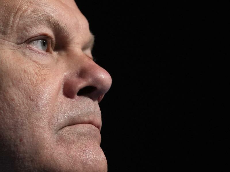 Bundeskanzler Olaf Scholz - die Sozialdemokraten verlieren laut einer Umfrage an Zuspruch von den Wählern und Wählerinnen. Foto: Manu Fernandez/AP/dpa