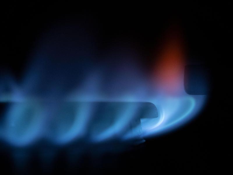 Vorschlag der EU-Kommission: Verbindliche Reduktionsziele sollen möglich sein, wenn freiwillig nicht genug Gas gespart wird. Foto: Marijan Murat/dpa