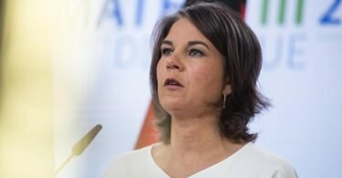 Außenministerin Annalena&nbsp;Baerbock findet, dass Atomkraft keine Option sein sollte. Foto: Christophe Gateau/dpa-Pool/dpa