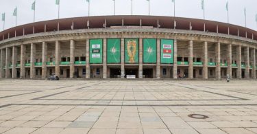 Das Finale des DFB-Pokals wird seit 1985 fest im Berliner Olympiastadion ausgetragen. Foto: Jan Woitas/dpa-Zentralbild/dpa
