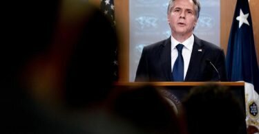 Es soll um einen Gefangenenaustausch gehen: US-Außenminister Blinken will mit Lawrow telefonieren. Foto: Andrew Harnik/AP/dpa