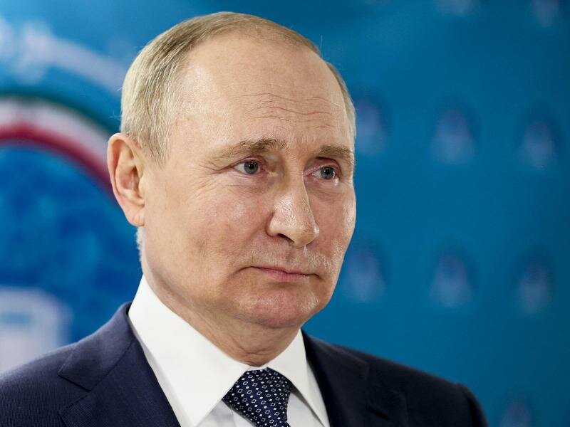 Russlands Präsident Wladimir Putin will der Welt zeigen, dass die Sanktionen seinem Land nicht schaden. Foto: Sergei Savostyanov/Pool Sputnik Kremlin/AP/dpa