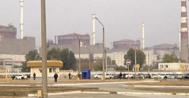 Das Kernkraftwerk Saporischschja: Ein Block des Akw musste teilweise abgeschaltet werden. Foto: Uncredited/AP/dpa