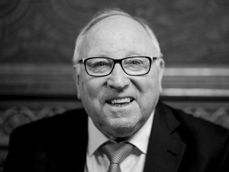 Auch Bundeskanzler Olaf Scholz wird bei der Trauerfeier für Fußballlegende Uwe Seeler erwartet. Foto: Axel Heimken/dpa