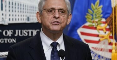 US-Justizminister Merrick Garland äußert sich zur Razzia im Anwesen von Donald&nbsp;Trump. Foto: Susan Walsh/AP/dpa