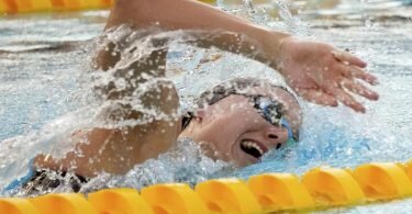 Schwimmt über 400 m Freistil zum Sieg: Marie Isabel in Aktion. Foto: Gregorio Borgia/AP/dpa