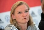 Nationalspielerin Alexandra Popp bleibt in Wolfsburg. Foto: Sebastian Gollnow/dpa/Archivbild