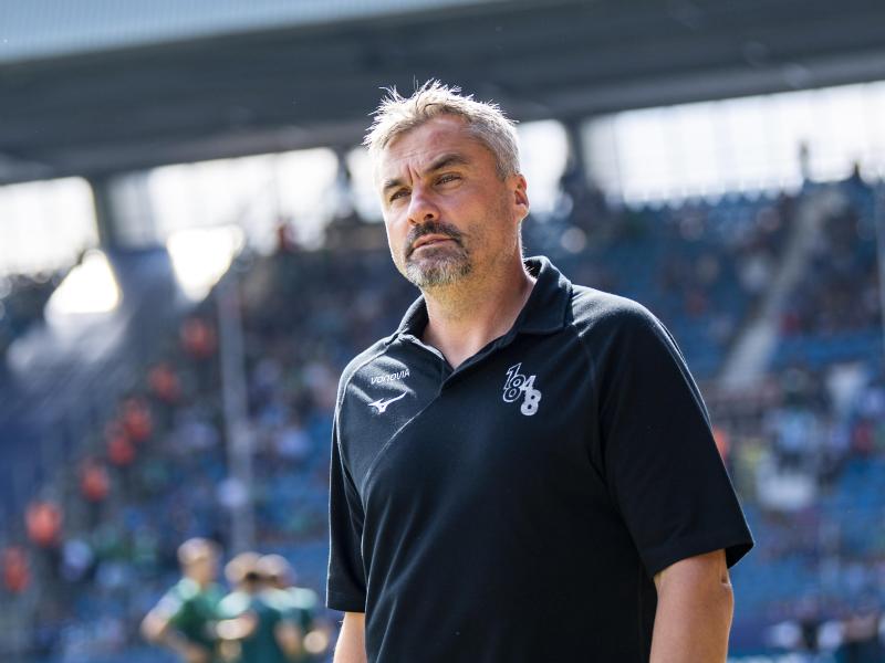 Bochums Trainer Thomas Reis steht in der Kritik. Foto: David Inderlied/dpa