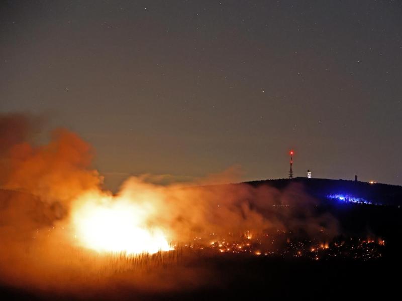 Am Samstag ist im Harz ein Feuer ausgebrochen. Foto: Matthias Bein/dpa