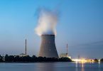 Zwei der drei letzten deutschen Atomkraftwerke sollen laut Habeck nach dem Jahreswechsel noch bis Mitte April 2023 als Reserve zur Verfügung stehen. Foto: Armin Weigel/dpa
